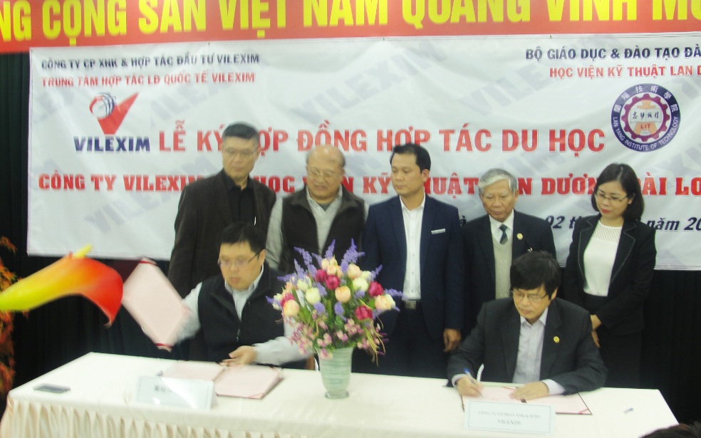 Công ty Vilexim – chi nhánh Hà Nội tổ chức Lễ ký hợp đồng hợp tác Du học với Học viện kỹ thuật Lan Dương Đài Loan.